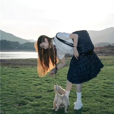 疯狗与格拉瑞小姐